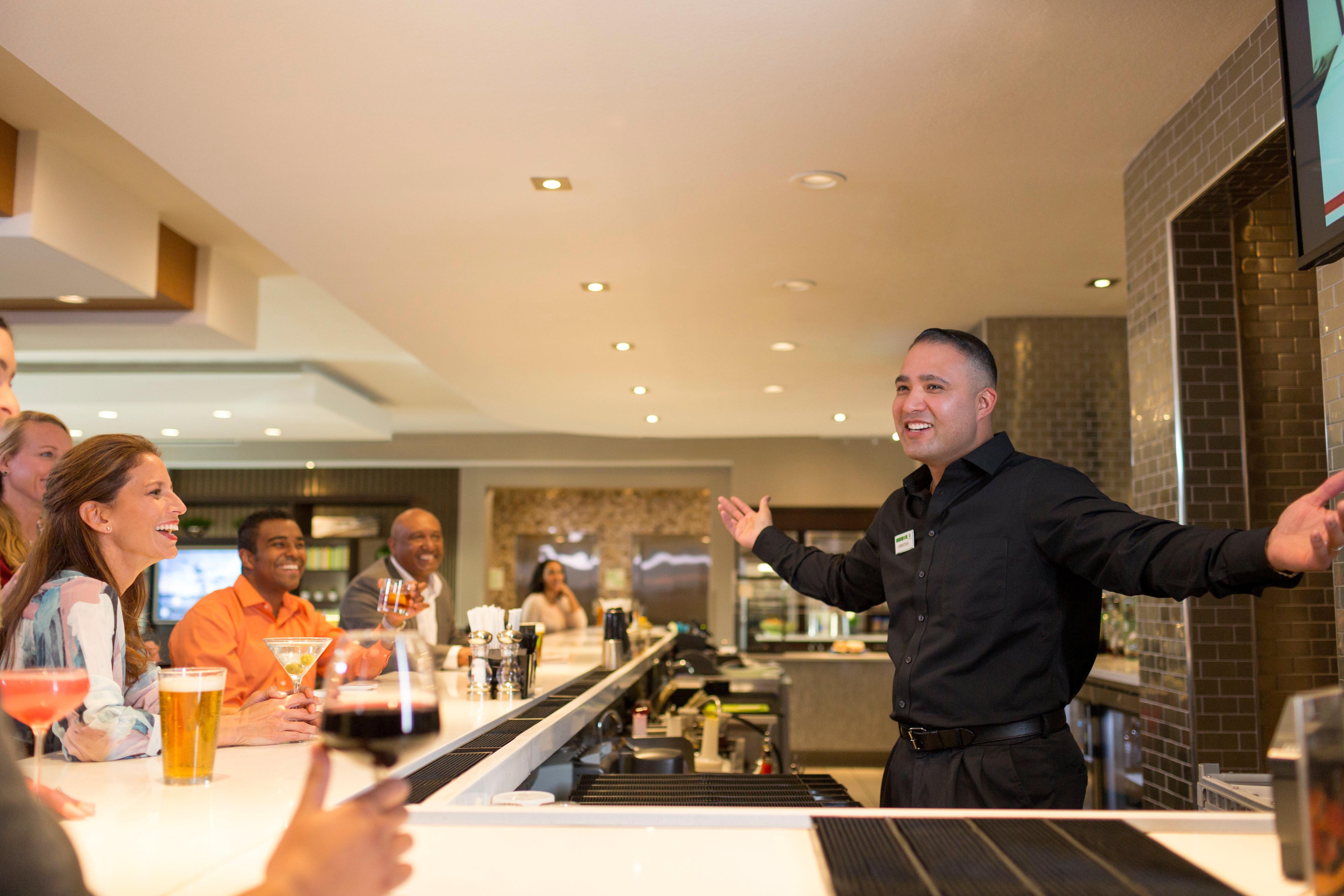 Holiday Inn & Suites Cedar Falls-Waterloo Event Ctr By Ihg Экстерьер фото